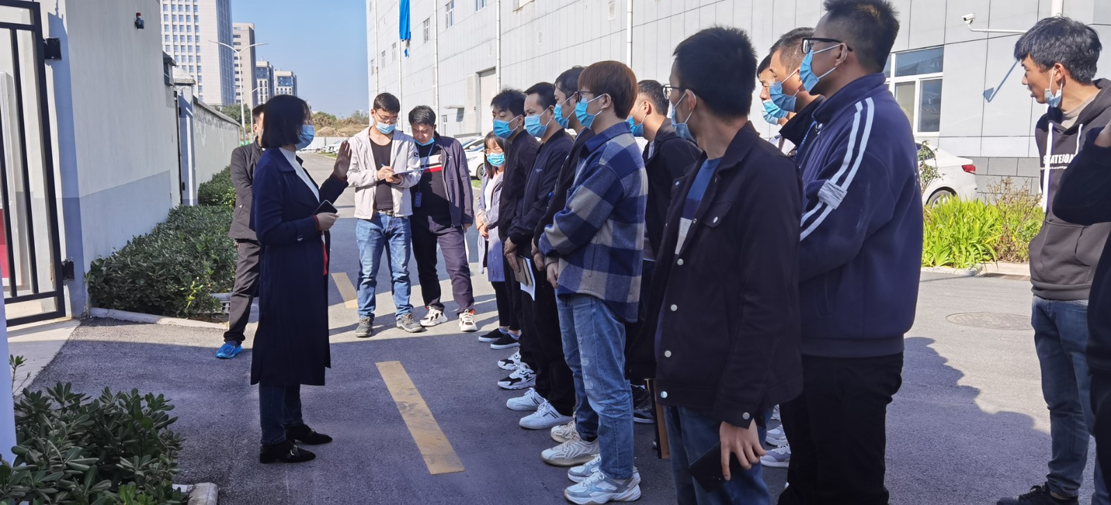 undefined KS体育微电动力部组织开展化学品泄漏应急演练
